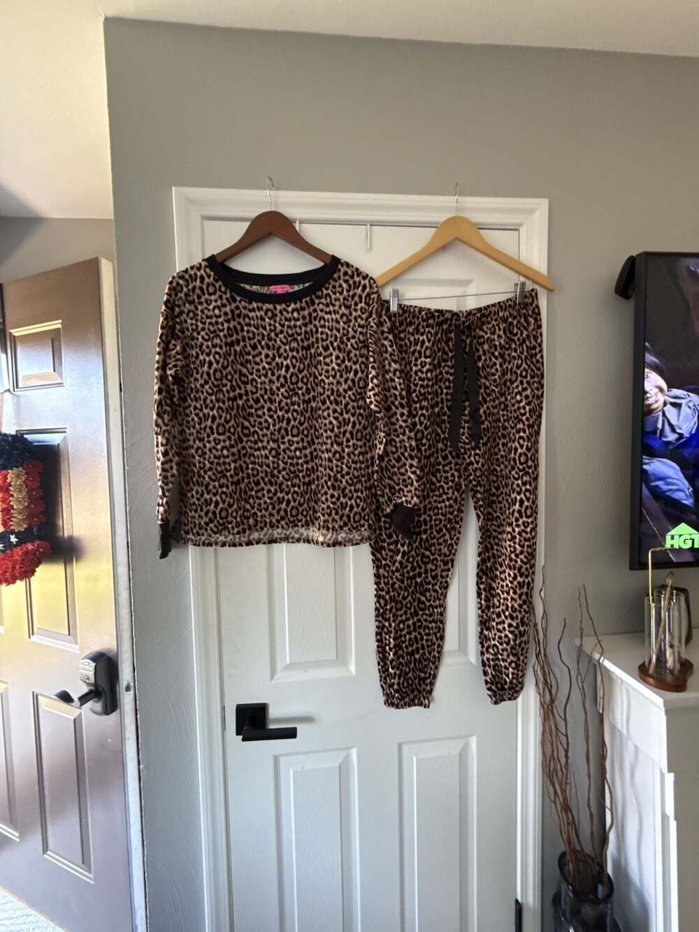 Betsey Johnson Leopard Print Velour Long Sleeve Top and Jogger Pants Pajama Set